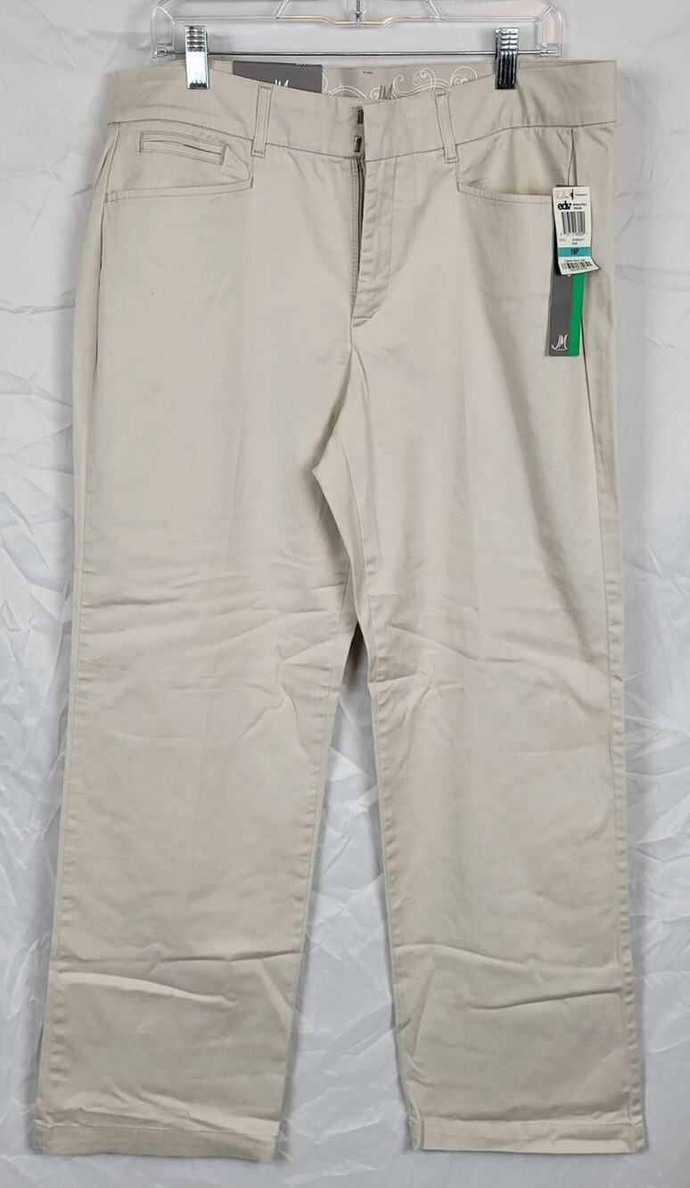 JM Collection Cream Pantsuit Women's 16P